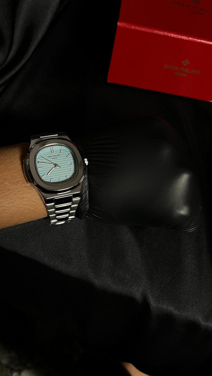 Patek Phillippe Geneve Nautilus in Stainless Steel