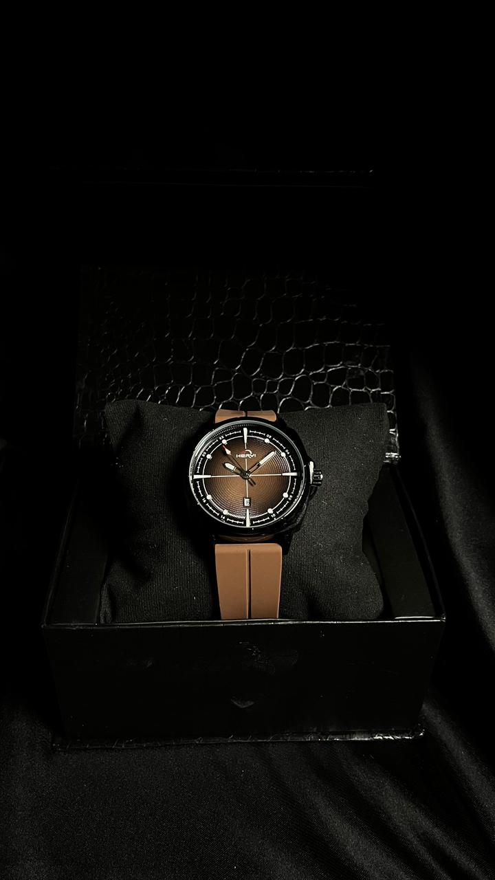 HERYI Boy's Watch in Black Dail