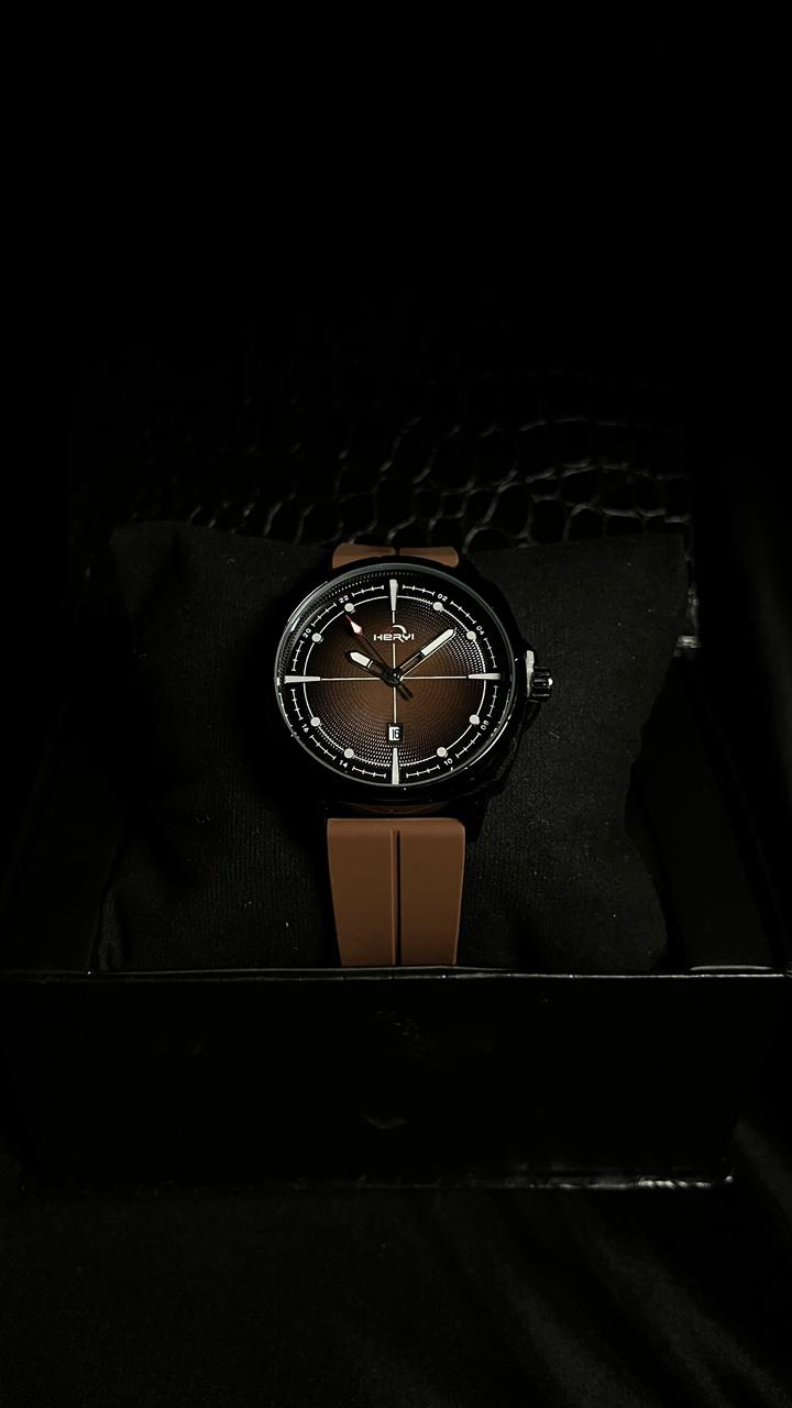 HERYI Boy's Watch in Black Dail